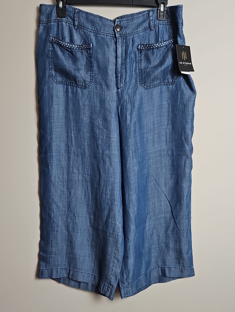IN Studio Cropped Wide-leg Lightweight Pants: Color- Denim- Med Blue: Size- 18W